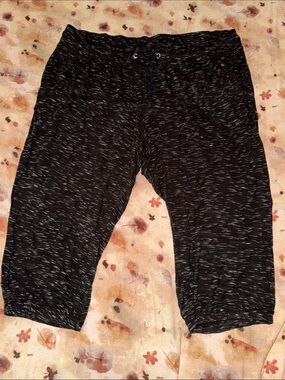 LIVI Active Athletic Capri Loungewear Sweatpants Size 18/20